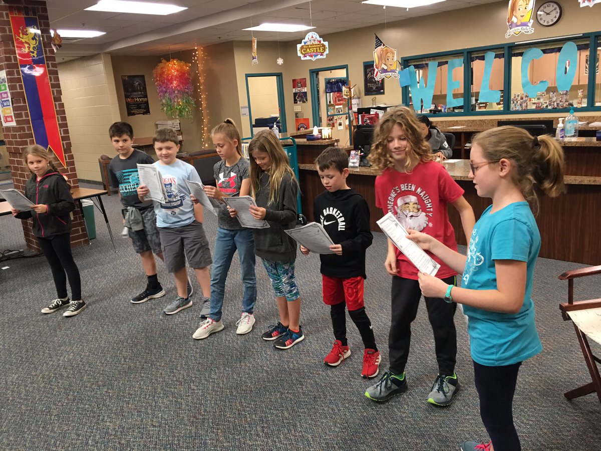 MISLibraryCISD's tweet photo. Readers Theater For Thanksgiving! @MitchellCISD https://t.co/5cmx7MC4Qv