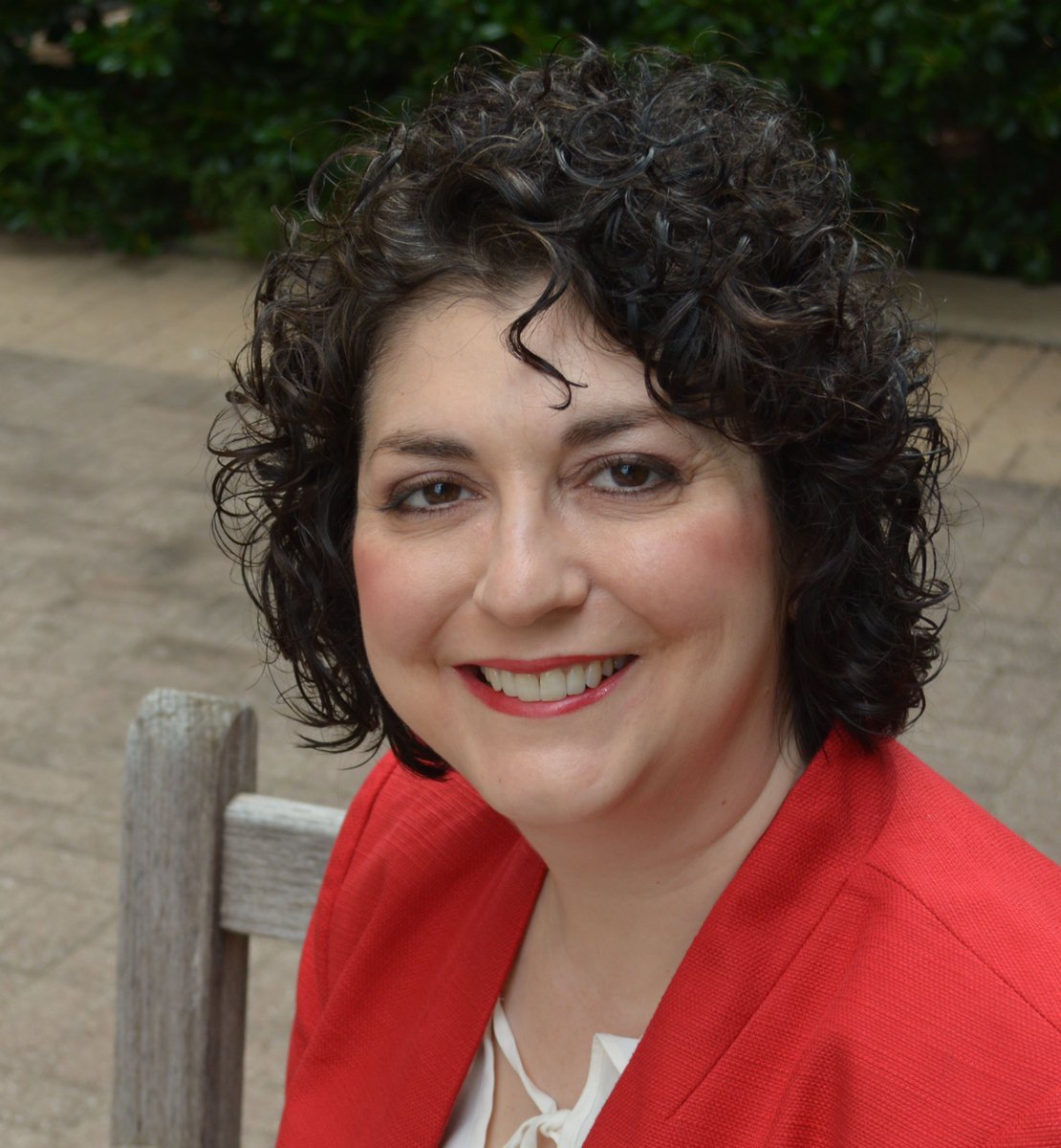 OneNetOK's tweet image. This Okie girl has a lot to say about OneNet. Find out more about April Goode, OneNet&apos;s Director of Strategic Planning and Communication, in our #WeAreOneNet series at bit.ly/2PYcjic