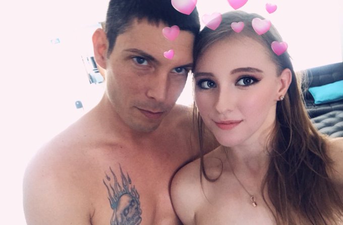 Thank you @TYLER_STEELXXX for painting my face 🤤😘💦💦💦 https://t.co/zOMgjkvsAy<a class="tags" href="/tag/tyler_steelxxx">@tyler_steelxxx</a><a href="/tag/nomakeup"class="tags"><span>#nomakeup</span></a>