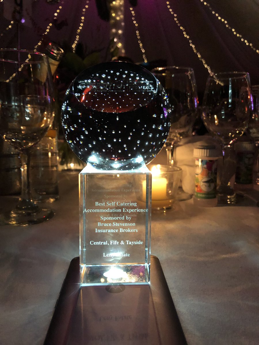 Absolutely thrilled to have won the @BruceStevenson_ award for Best Self Catering Experience in Central, Fife &amp; Tayside region at last nights <a href="/VisitScotland/">VisitScotland</a> #ThistleAwards
