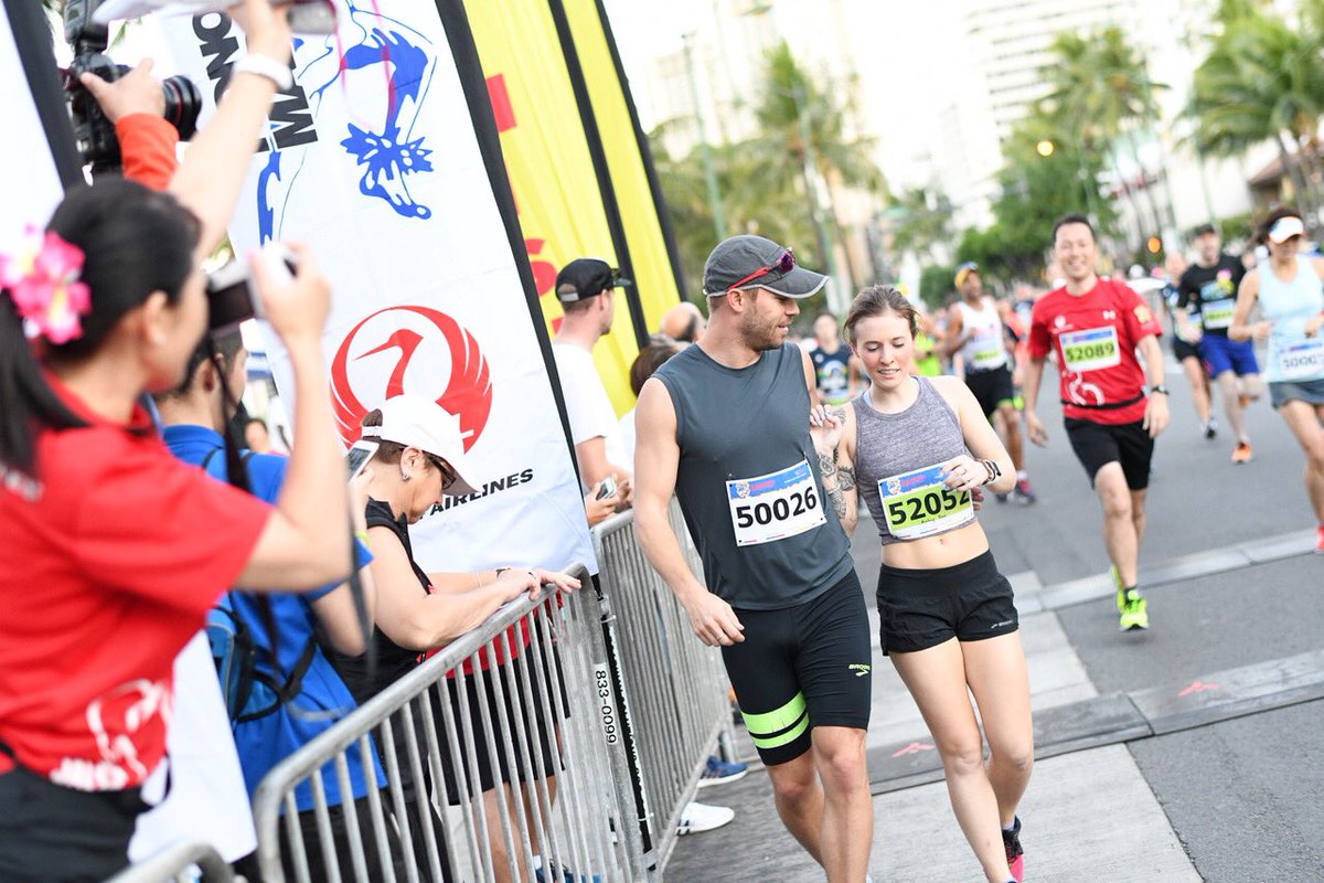 NickSymmonds's tweet photo. Happy #FlashbackFriday! This pic was taken at last yearβs #MerrieMile, part of the @honolulumarathon. @tiaaanaa and I crushed a 1 Mile road race the day before I ran my first marathon. If you havenβt raced Honolulu Marathon yet you are missing out! #RunAloha #RunTheDay https://t.co/0TLxlupaRj
