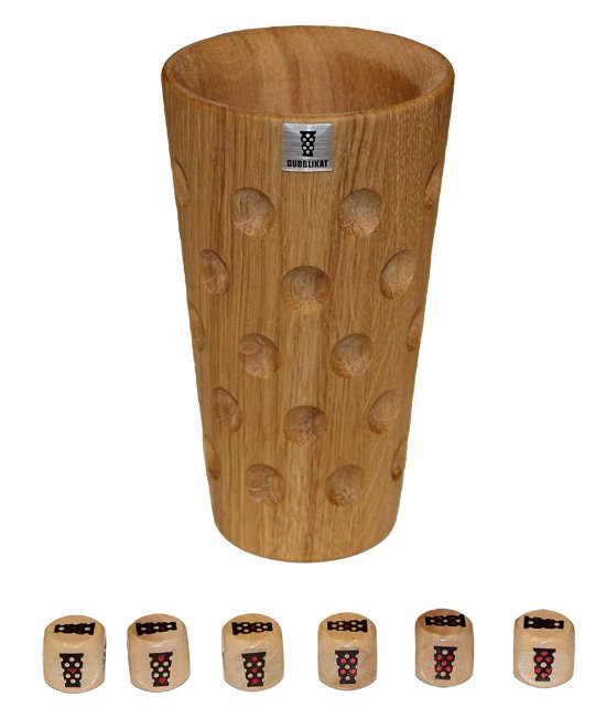 dubbeglas_shop's tweet photo. Der #Würfeldubbebecher (Würfel-Schobbe) wird aus Eichenholz hergestellt. https://t.co/lVugyRnxyp #dubbeglas #würfel #spiel #pfalz https://t.co/zW7VzSDnT4