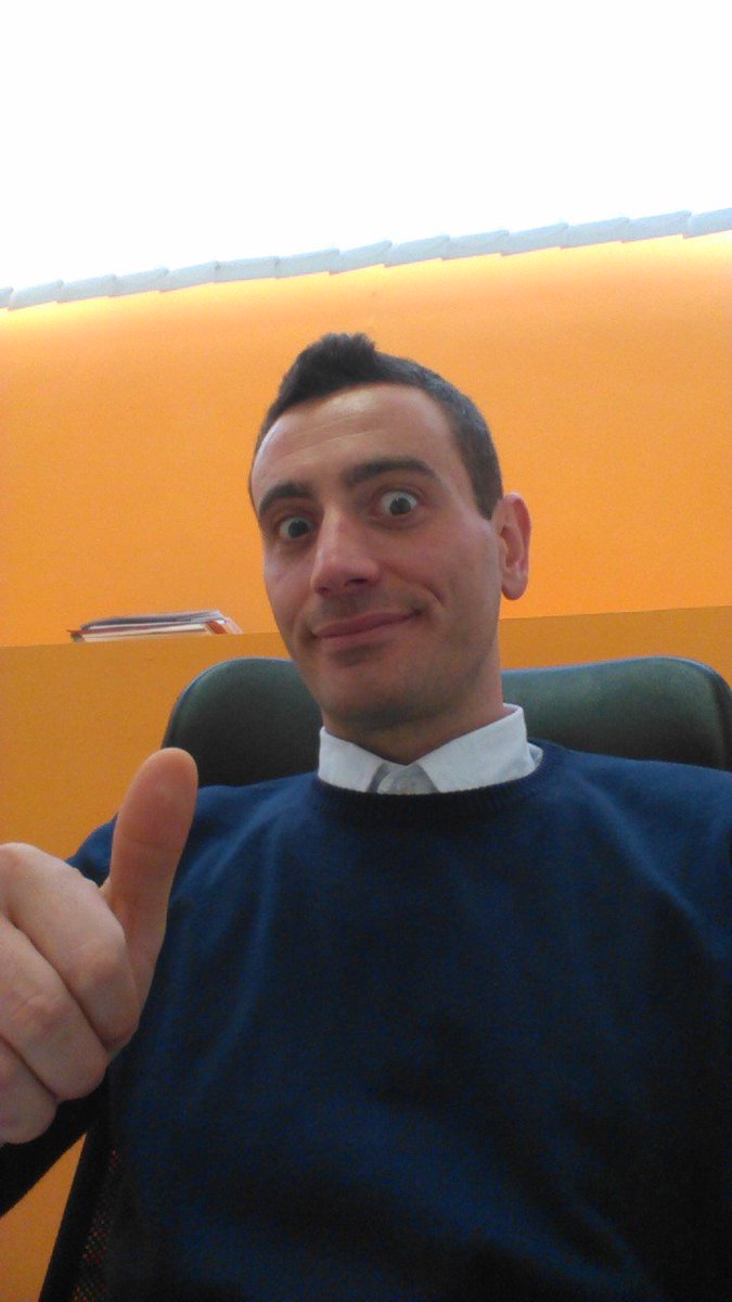 MarioApolito's tweet photo. Meditek Service
 Fotografie, Immagini e Selfie (Anno 2016)
https://t.co/VYxyAe86rR https://t.co/YKiFwfkNYb