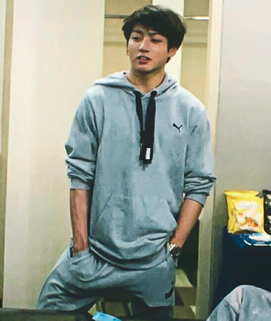 bts puma tracksuit