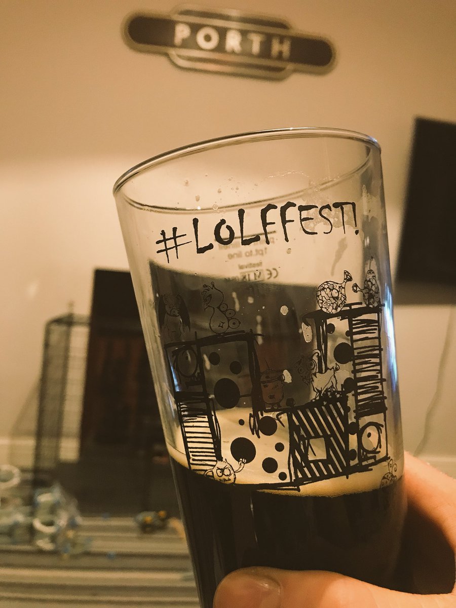BragdyTwtLol's tweet photo. #Lolffest5 30/11/2018 - 1/12/2018
Pythefnos! ~ Fortnight!
Mynediad am ddim, dewch ag unrhyw gwydr peint, neu prynnwch un ar y dydd!
Free entry, bring a certified pint glass or buy 1 on the day!
#lolffest #trefforest #pontypridd #cardiff #craftbeer #realale #cwrw #beerfestival https://t.co/P67nYpsWrg