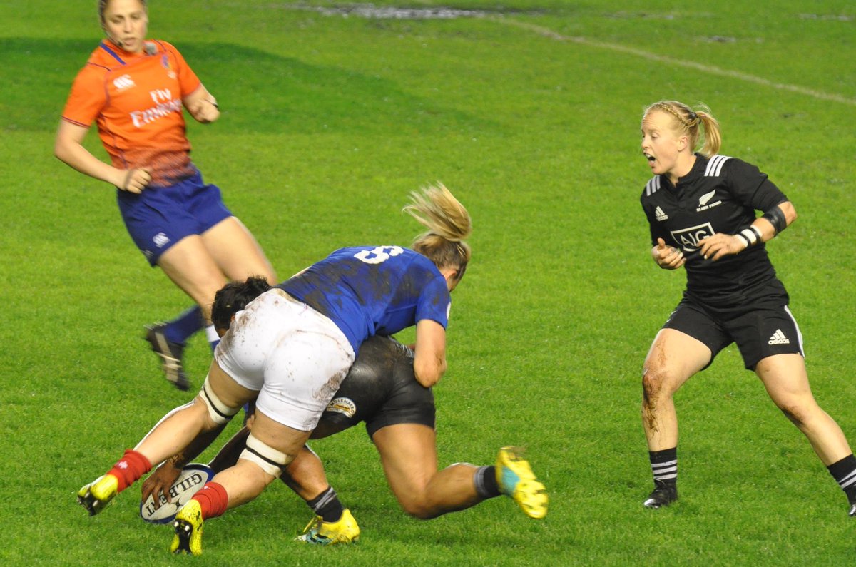 angegirl83's tweet photo. ... Souvenir du match #FRANZL #FranceFéminines @CarolineBoujard 🏉🇫🇷👏👏 #Annery #Deshaye #Duval #Hermet #Corson #Menager #NDiaye #Thomas https://t.co/tM8aNjZTP6