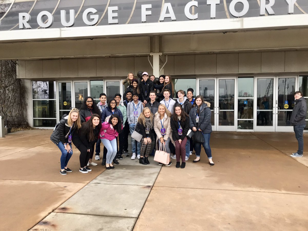 MNHS_DECA's tweet photo. First day at #CRLC the mustangs took a tour of the Ford Rouge Factory!! 🚙🚘 https://t.co/sy7eopgCPW