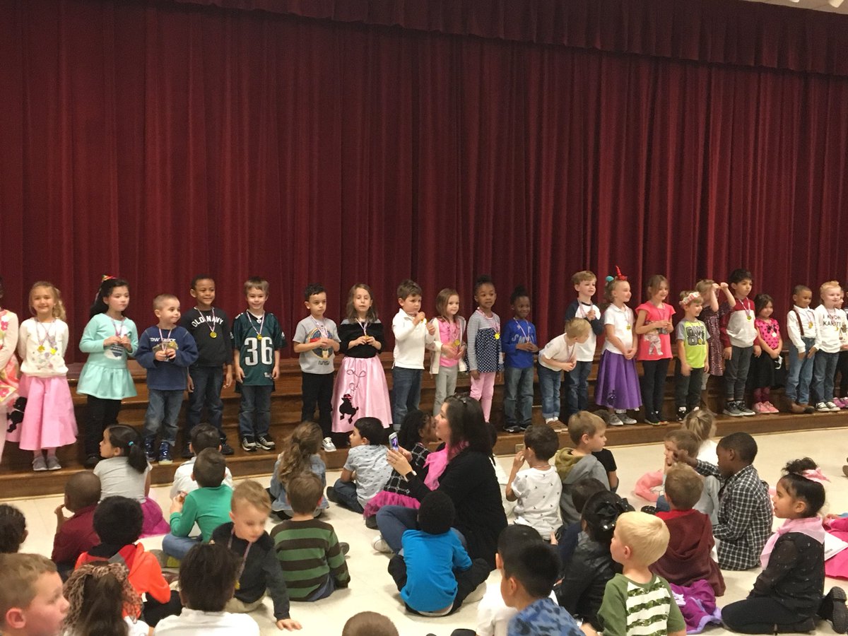 kimshodges's tweet photo. MP1 Awards Assemblies today.  Way to go @JacobsRoad_ES  Jaguars!  #ONEccps https://t.co/tENYDGAAAe