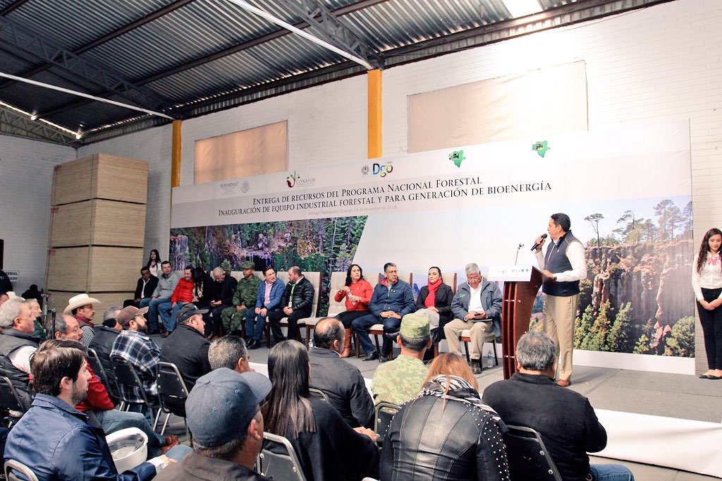 beltran_retis's tweet photo. Hoy realicé una gira de trabajo en coordinación con el Gobernador de #Durango @AispuroDurango. Inauguramos la planta de cogeneración de energía eléctrica y calórica a partir de biomasa, infraestructura de 
Grupo SEZARIC, industria forestal comunitaria de este estado. https://t.co/BuLd0fnBIm