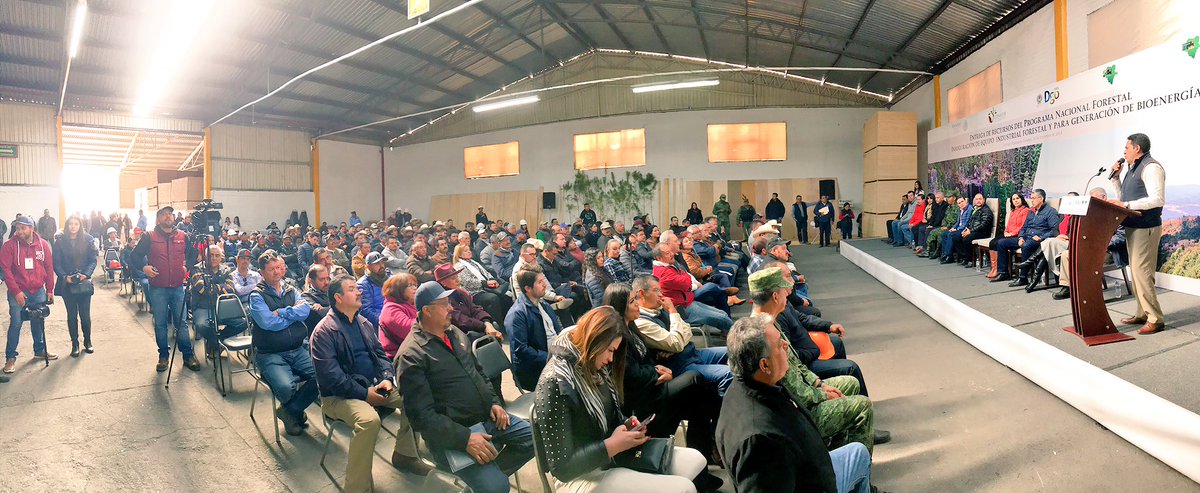 beltran_retis's tweet photo. Esta es la primera planta de su tipo en una industria forestal de #México, fue posible con fondos de la @CONAFOR, @SENER_mx, financiamiento de @FIRA_Mexico y capital de los propios ejidatarios y comuneros. En total se invirtieron 50 millones de pesos. https://t.co/AcfBSJhlib