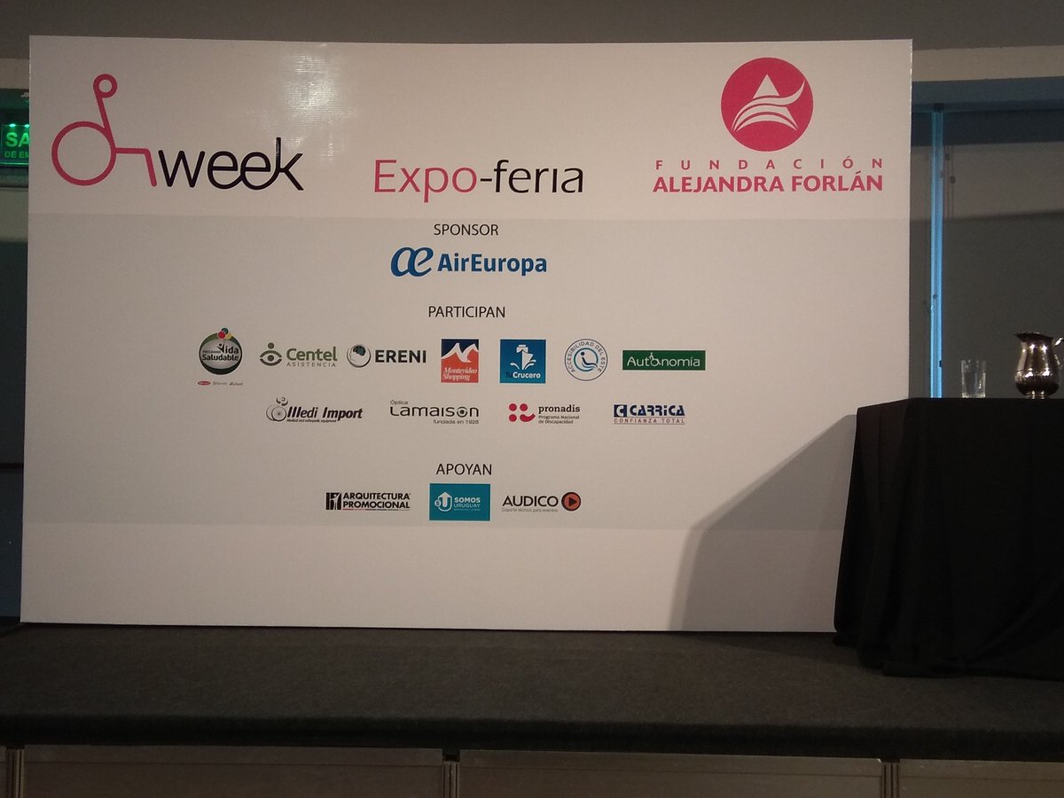 martinelgue's tweet photo. #Ahora
Acompañando a la @Fundaleforlan en el lanzamiento de la Expo Feria #DiWeek en Kibon.
Pronto para escuchar la charla motivacional: "Explosión de vida" a cargo del Lic. Sergio Expert. https://t.co/dxNp0GHbFZ