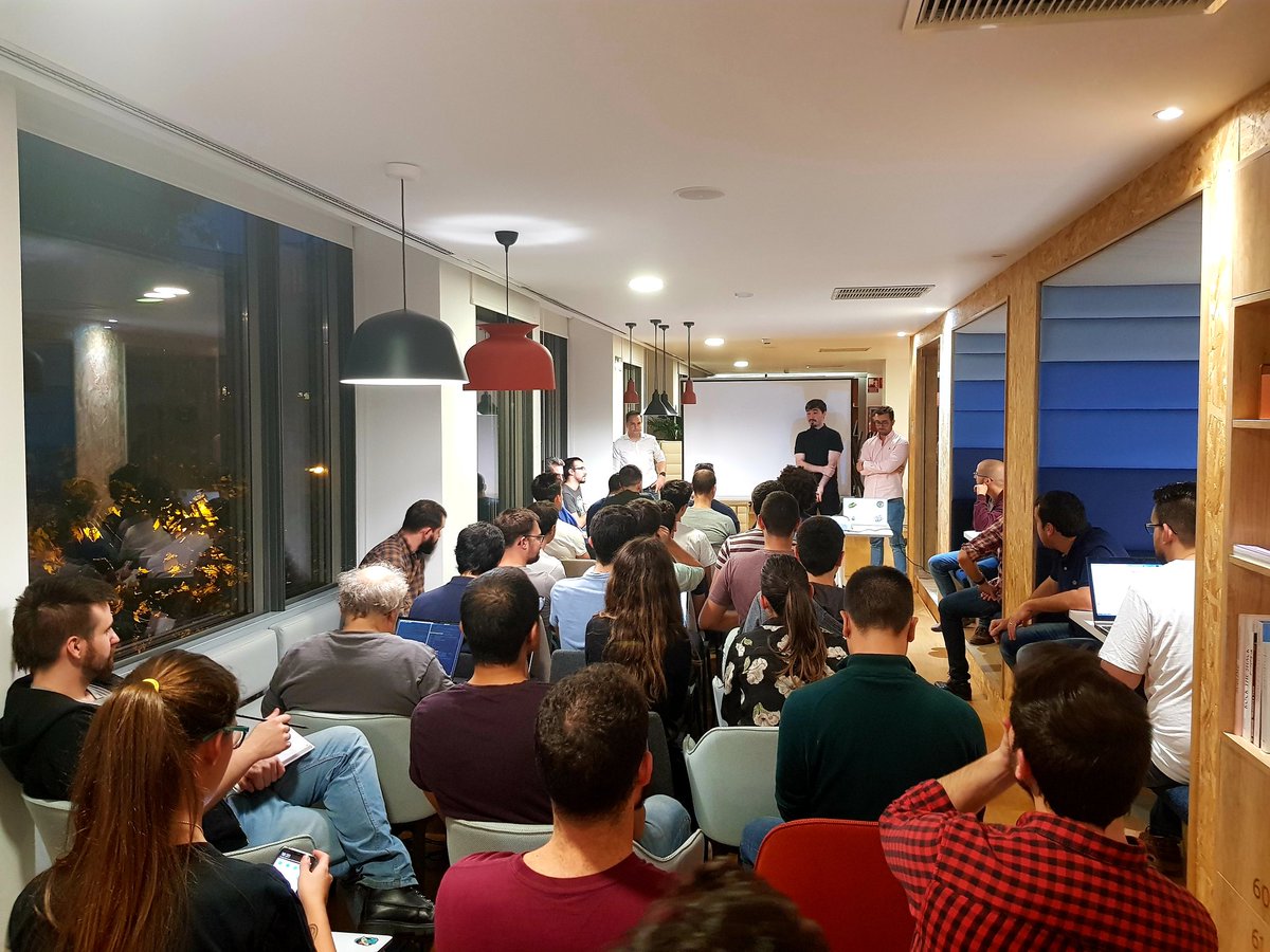 AnaAramendia's tweet image. 🔊🔊🔊Arranca el #HackathonBabel en #SpacesAtocha!!! 🔊🔊🔊