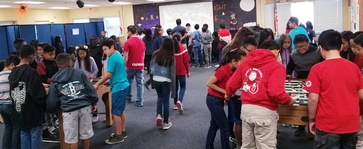 BroncoMom2's tweet photo. Oswalt's PBIS end of trimester celebration meets purposeful play equals FUN! @OswaltAcademy @RowlandSchools @MrsDuldulao @PurdyTeacher https://t.co/yJYhWFWuIi