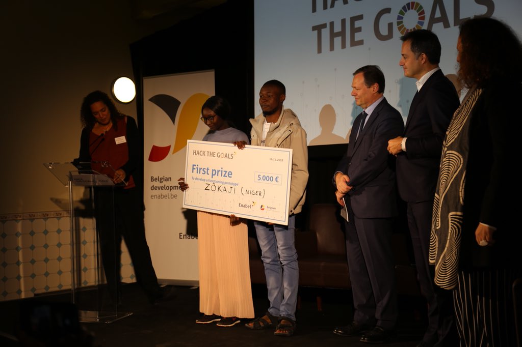 Enabel_Belgium's tweet photo. Nous avons un gagnant!
Félicitations à Niger qui a remporté Le concours international #hackthegoals2018 avec son projet Zôkaji. Une application mobile comportant des informations et des jeux sur les différents thèmes de la santé sexuelle et reproductive. https://t.co/a5VYyQ1Ifn