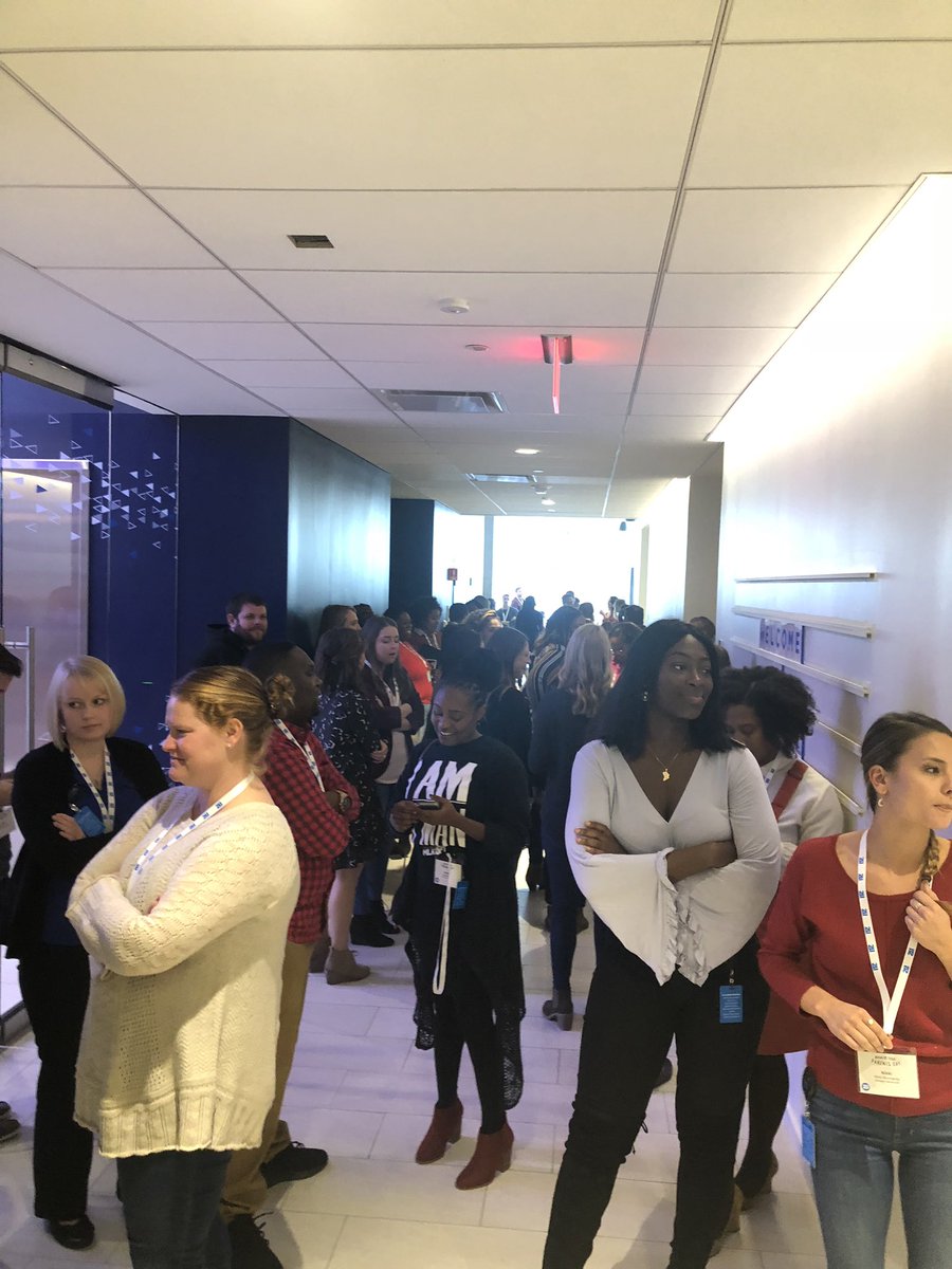 eglomb's tweet photo. All the 2Utes waiting to pick up their parents from their Q&amp;A with @chippaucek and others. #BIYP #Lifeat2U https://t.co/ZDqghzcHdX