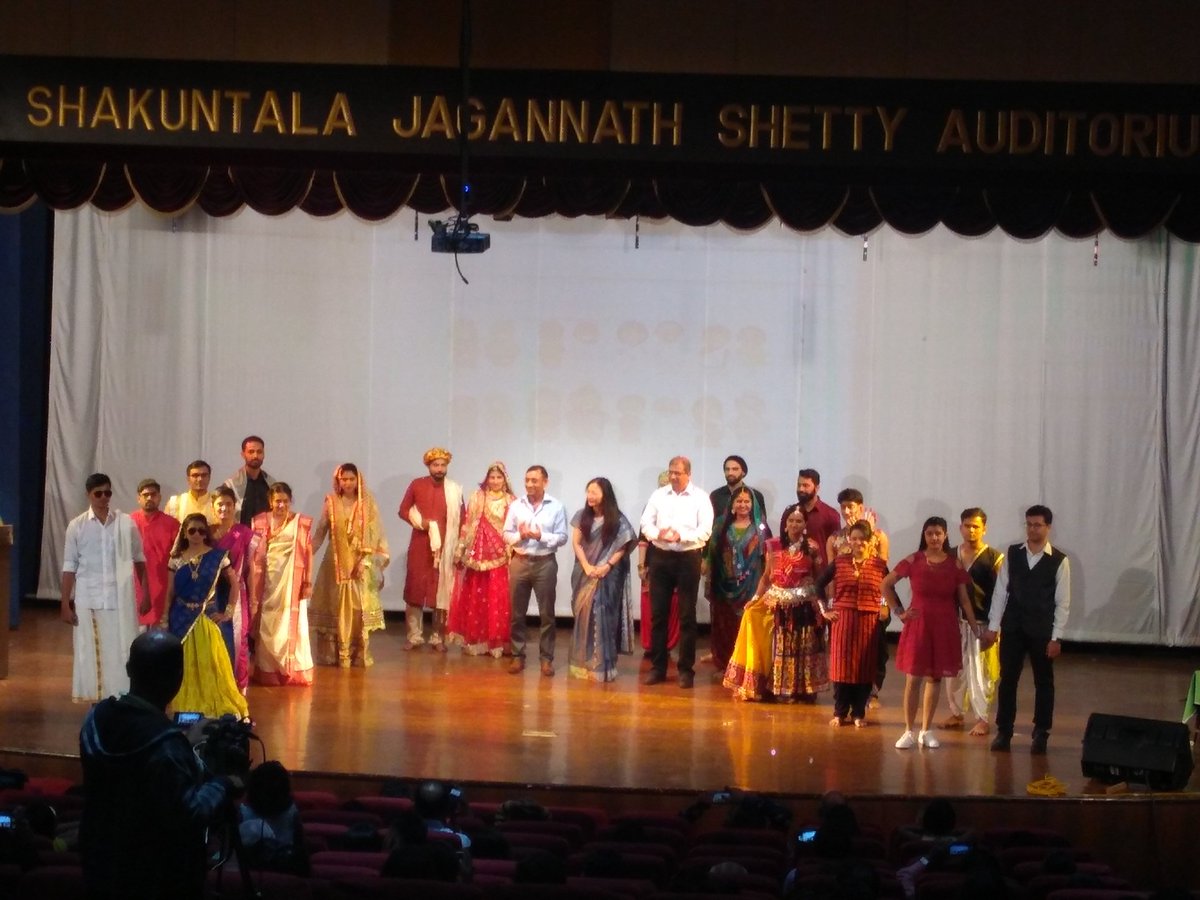 PankajSaboo01's tweet image. @Synerzip @HemantElhence @vinayakj Being part of synerzip feels good. I always thought about entrepreneurship, culture, and technology. You guys really awesome to make and maintain the best combination of this.