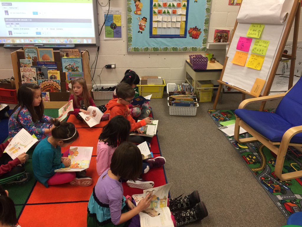ElizaAliotta's tweet photo. Check out these 1st grade word detectives sneaking in a few reading minutes as we get settled for the mini lesson. #everyminutecounts #sneakyreading @barbararose220 #Roserocks220 https://t.co/sTOuKrNSwX