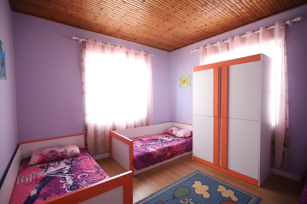 GManastirliu's tweet image. Në Shtëpinë e Foshnjes nr. 2 në Durrës👉🏼#modeli i shtëpisë-familje që do të shtrijmë në të gjitha institucionet rezidenciale të përkujdesit për fëmijët pa përkrahje prindërore👫
Sepse çdo fëmijë meriton një familje👨‍👩‍👧
#FëmijëtTëParët❤️
#eGjithëVëmendjaPërJU