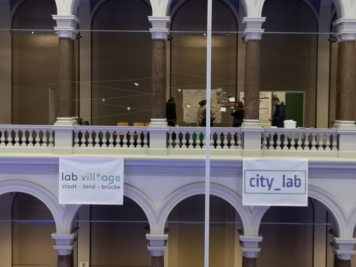 citylabberlin's tweet photo. Unser rollendes Citylab/Lab vill*age!
Danke an https://t.co/D7sJLwxohe für die Unterstützung!
Jetzt im 3. Stock im Lichthof. #bitsundbaeume https://t.co/p6o0YkgZsO