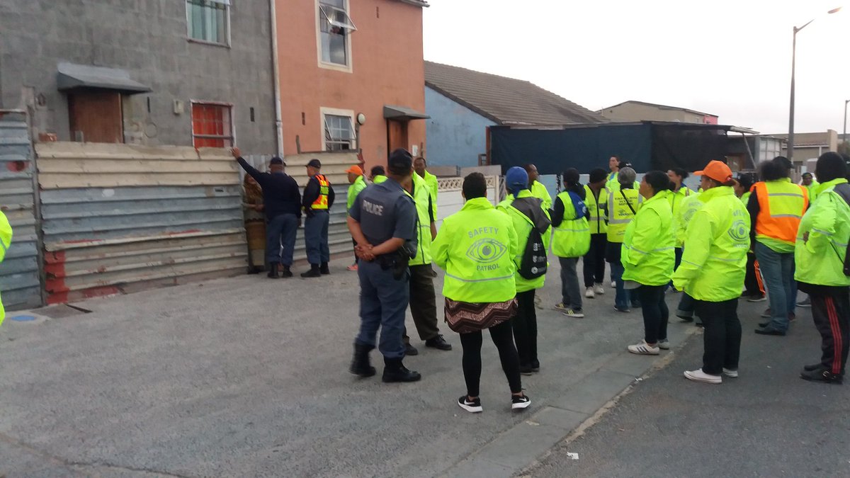 mplaincpf's tweet photo. Community mobilisation against crime #sfs2018/19 @SAPoliceService @Abramjee @ewnreporter https://t.co/6ZyOQstALX