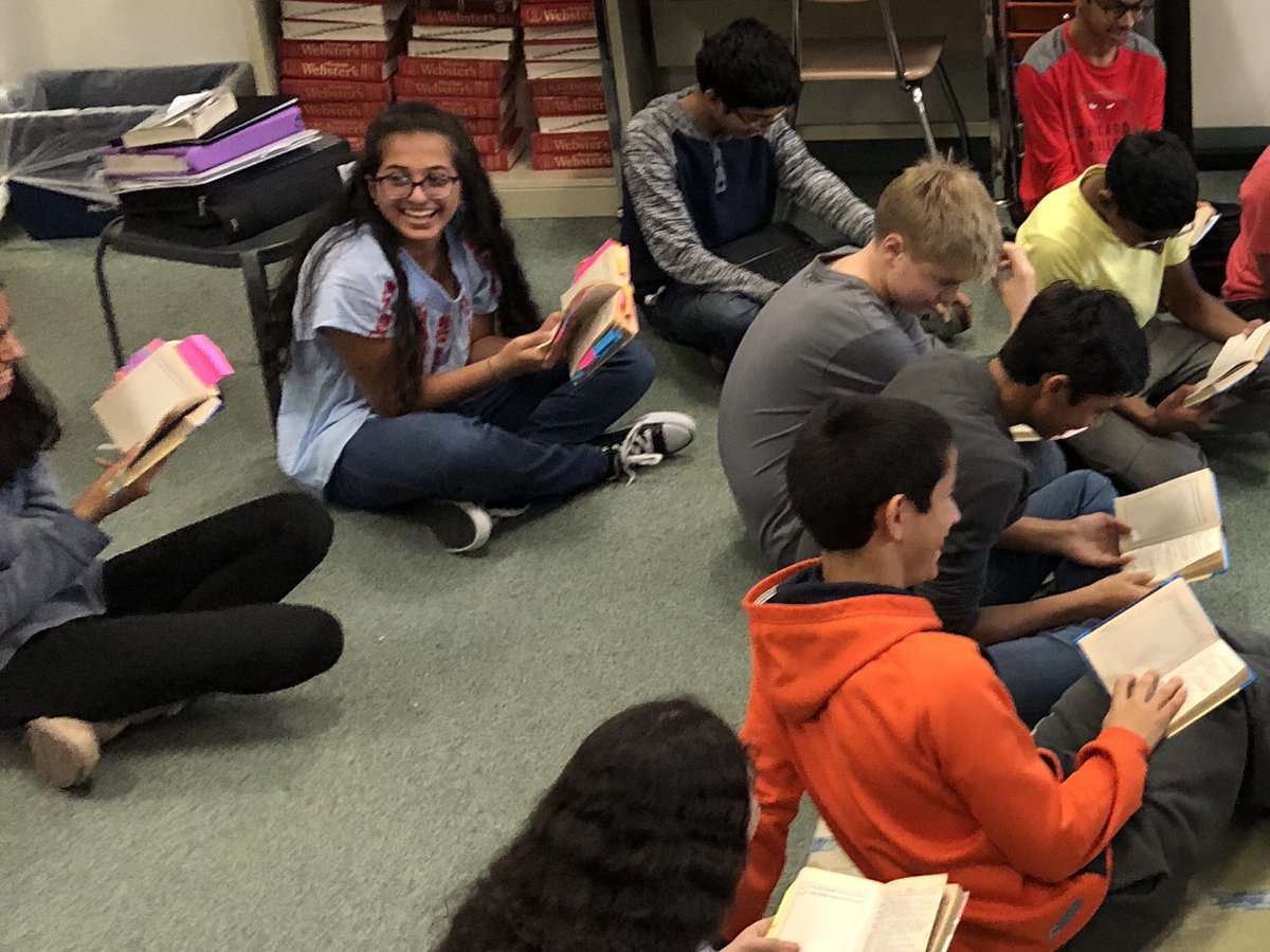 mrsotoolesclass's tweet photo. Reading Hamlet in a fishbowl really highlights Shakespeare’s wit! @Still1999 #hamlet #shakespeare https://t.co/TitsVIP3kD