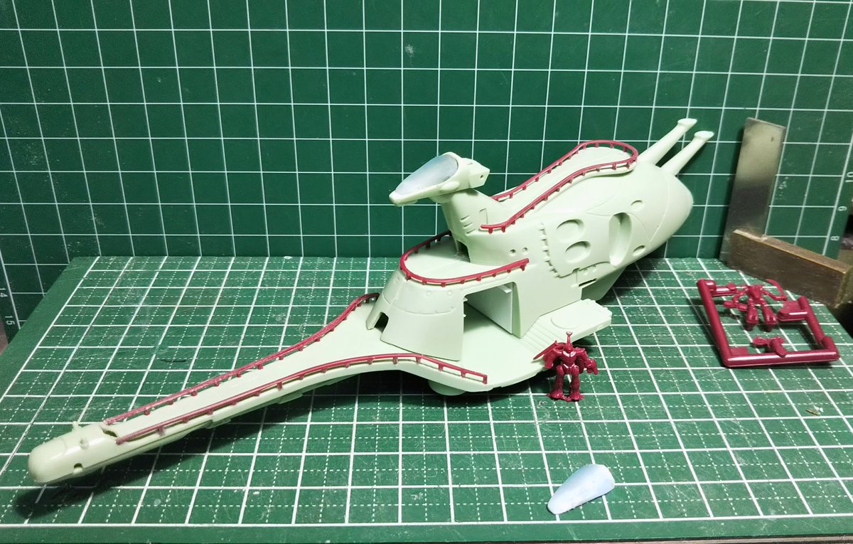 影狼s Clouds Various 100均のuvレジンで造ったキャノピーをコンパウンドで磨いてクリアーを塗ったら案外透明度が出てきたので簡易な手法で造った割に使えそうで安心してます 艸