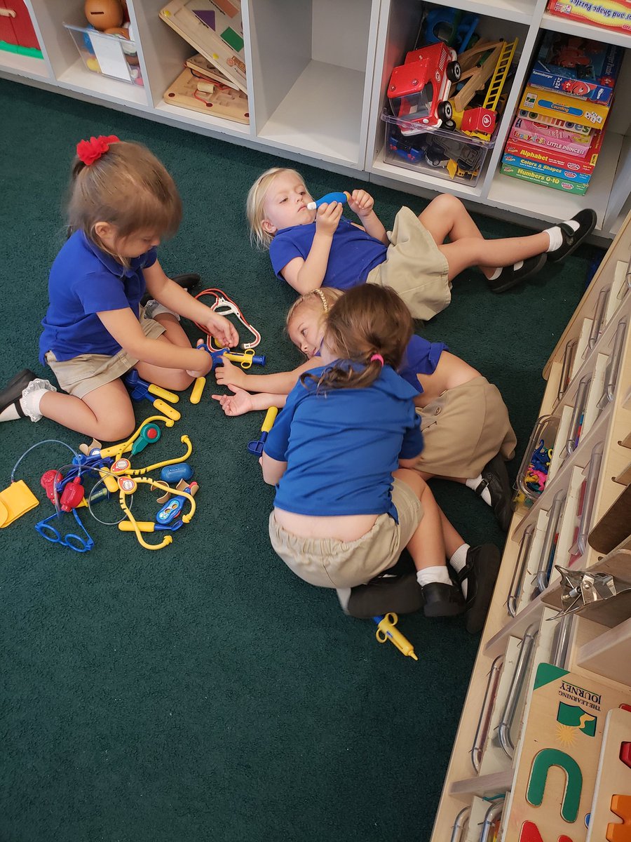 Belle09Miss's tweet image. @substitutechronicles Everyone is taking turns being a Dr or a patient today in PreK3. #learningempathy #CISInspires #character