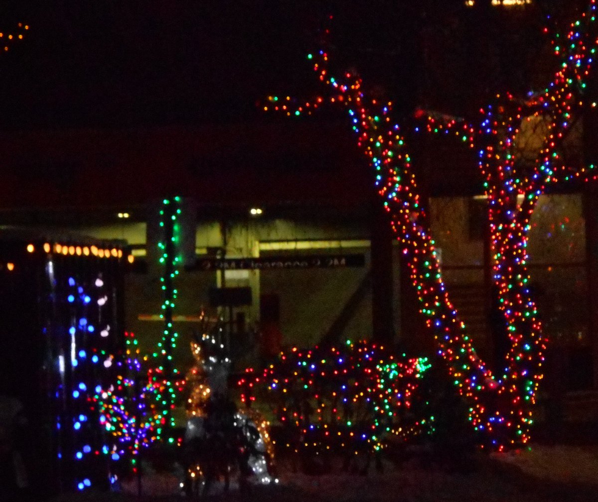 Imagine_Vintage's tweet photo. Come DOWNTOWN Saturday night for Light the Night-Park gets Prettier and Imagine has cookies and up to 50% off selected items and more! https://t.co/s6HRDsBt7f