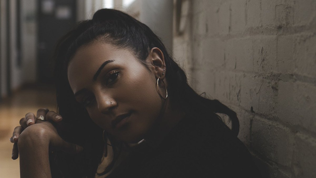 SidewalkHustle's tweet photo. PREMIERE ALERT 🚨 Watch the official video for “She’ll Know,” by Made in Sauga artist, Emma Lokai. https://t.co/lRWxRtRzz4 https://t.co/u8n2b7RPE2
