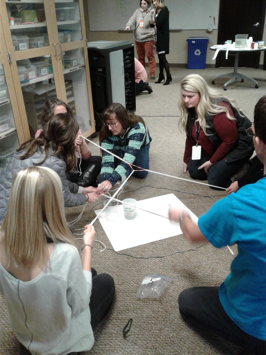 SusanDykshoorn's tweet photo. Engineering challenges, VARI/lab tour and animal friends at CSESA! Such a great day and so great to be spending it with wonderful educators and VAEI staff! #CSESAcademy #CSI4edu @we_are_vaei https://t.co/Pnto1bGSK8