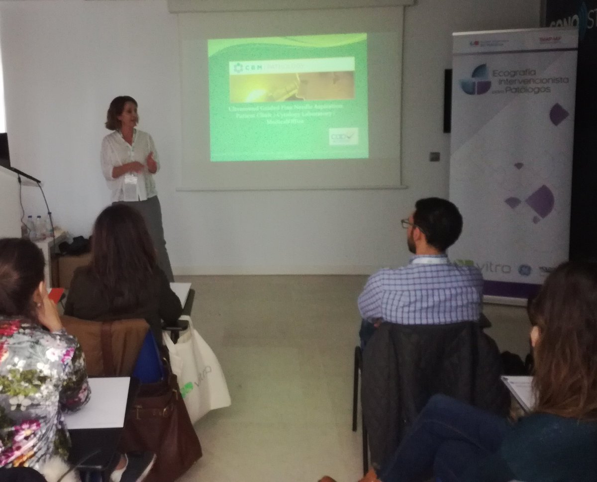 USFNA_SPAIN's tweet photo. Escuchando a la Dra. Carla MacLeod del CBM Pathology an Aurora Diagnostic Partner y al Dr. Luis Manuel Fernández Fernández del #HUCA_Asturias, en la II edición del Curso de #Ecografía Intervencionista para #Patólogos.
#Ultrasound fine needle aspiration performed by #pathologist. https://t.co/7th8YMC03y