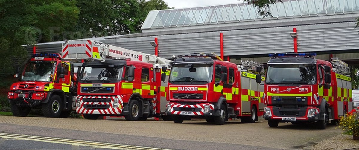 Henry Griffin On Twitter Ask Siri Why Fire Trucks Are Red