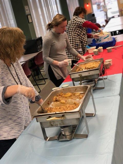 GemlineHr's tweet photo. To thank our employees for all the hard work they do, HR served warm Apple Crisp with vanilla ice cream and Coconut Cream Pie. Great job to our chef who made this possible! #appreciation #applecrisp #Coconutpie #lifeatgemline https://t.co/qHyi5JWLrM