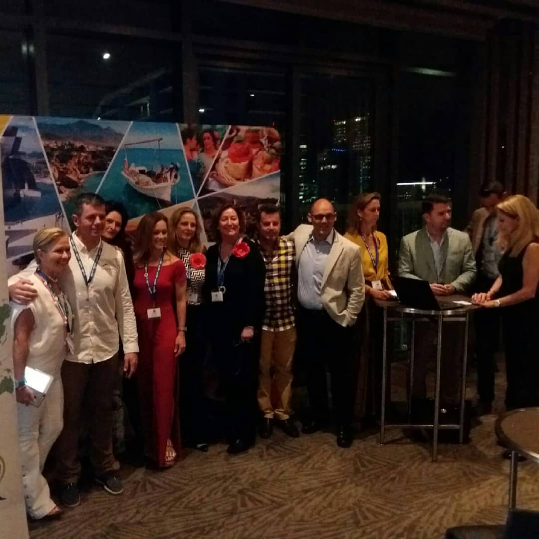 AETCadiz's tweet photo. ¡¡Últimas reuniones!! Con el grupo @OceaniaCruises @CruiseNorwegian @regentcruises @CarnivalCruise Thanks! 😃
#aetc #aetcadiz #aetcimparable #cruisecadiz #misionescomerciales #Turismo #cadiz #cadizturismo #extendausa #empresas #empresasturisticas #turismodecruceros https://t.co/Jtrj7httOO
