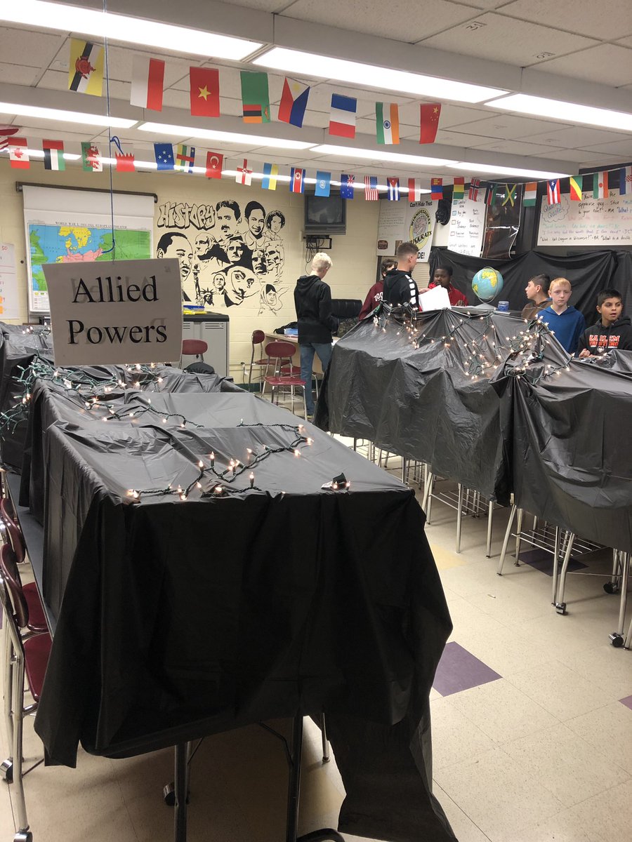 HMS_Team82's tweet photo. It’s World War I simulation day in Mr. Tassoni’s class! Life in the trenches! @HarlemMS https://t.co/sTyaDkLemB