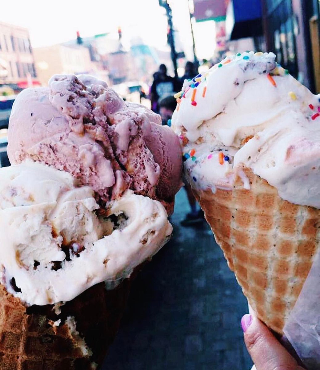It's never too cold for a delicious ice cream cone from <a href="/mikesicecream/">Mike's Ice Cream</a>! 🍦(📷: IG @ vandycravings)