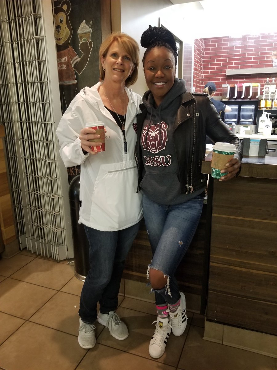 CarmelitaJeter's tweet photo. Made a @Starbucks run with Konya @MissouriState #CoachJet #BearFriday https://t.co/jYvWocOmUH
