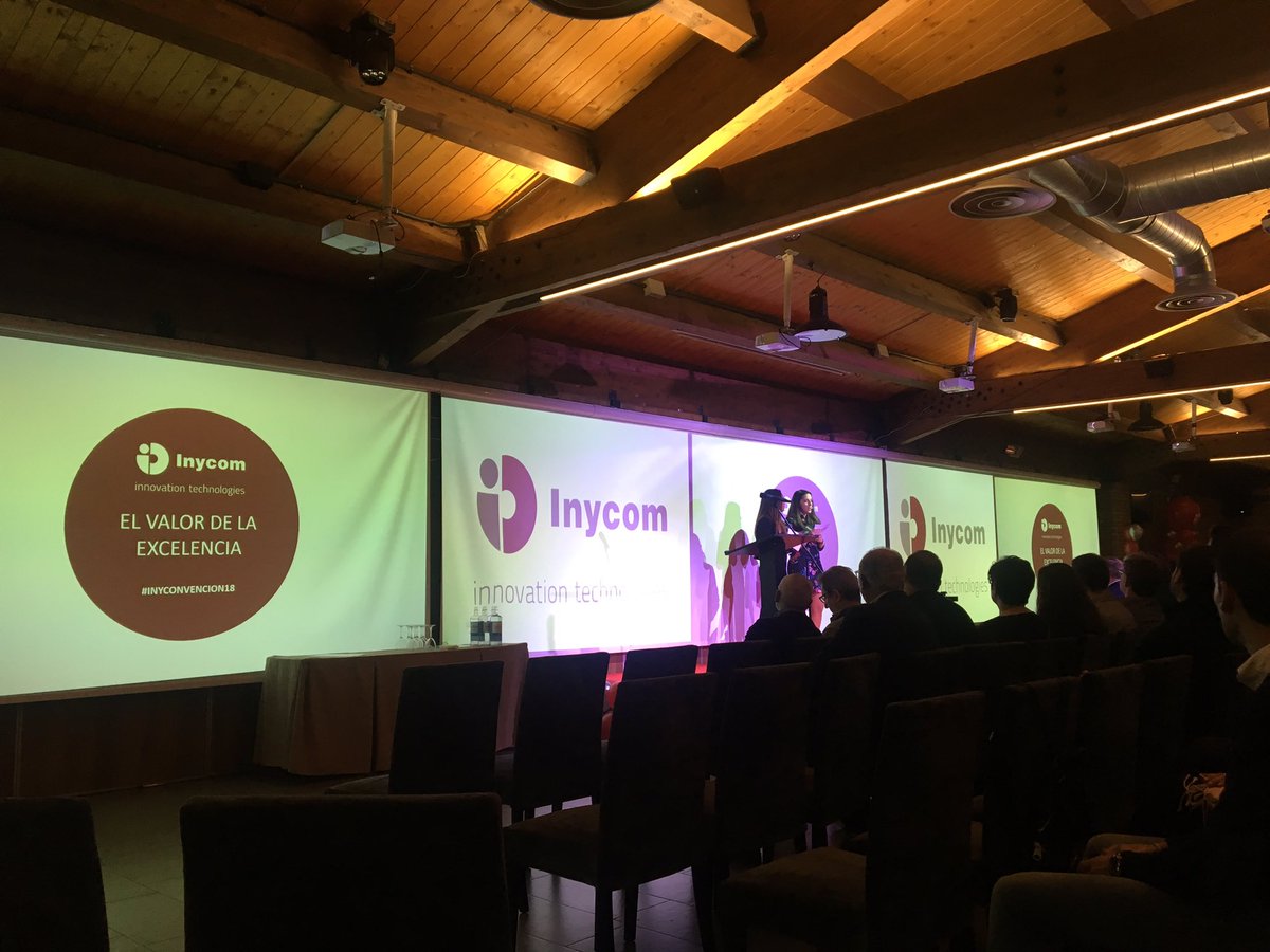 Celebrando con el #inycomteam al completo el encuentro con todos nuestros compañeros en la convención de empleados