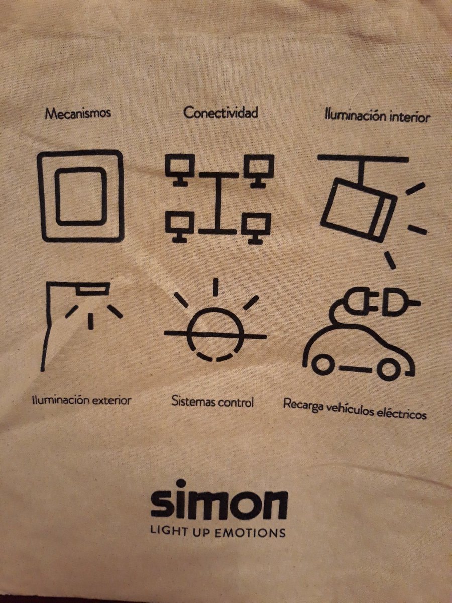 inakipg's tweet photo. #SimonEnMatelec
#Reconocimiento
#Equipo
https://t.co/rB7VCgraKH https://t.co/MUaLJ8fRrq