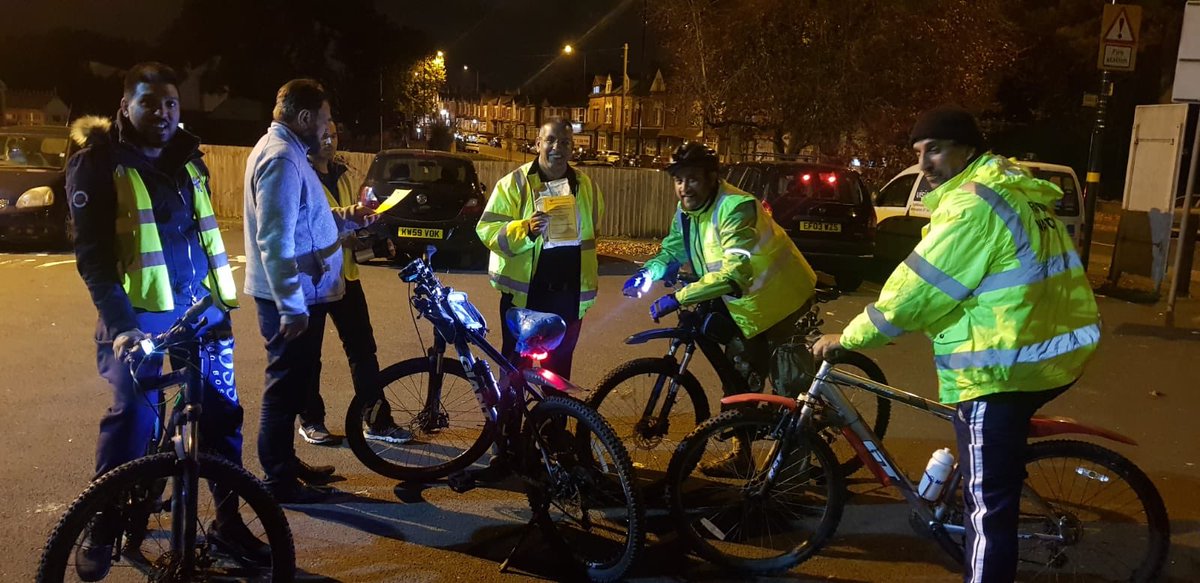 Wardendforum's tweet photo. It’s that time of the week again #streetpatrol on Washwood Heath Road #WARDEND outside #wardendlibrary let’s get together and make sure the areas #safe for the #community From 9pm - 11pm @javed2275 @MrWajidHussain @WardEndLabour @MrAlii786 @WashwoodWMP @WardEndFire
#LOVEWARDEND https://t.co/ghhWmawBsr