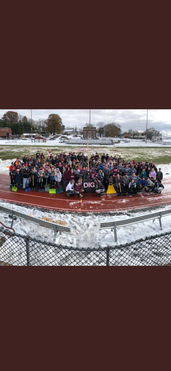 LinersFootball's tweet photo. Schools talk about pride &amp; community at Phillipsburg we live it. We would to thank every athlete, student, teacher, coach, administrator, and community member for their help in shoveling our field today because of you the last game on grass in Maloney will be a memorable one #DIG https://t.co/PzQQA7xOHi