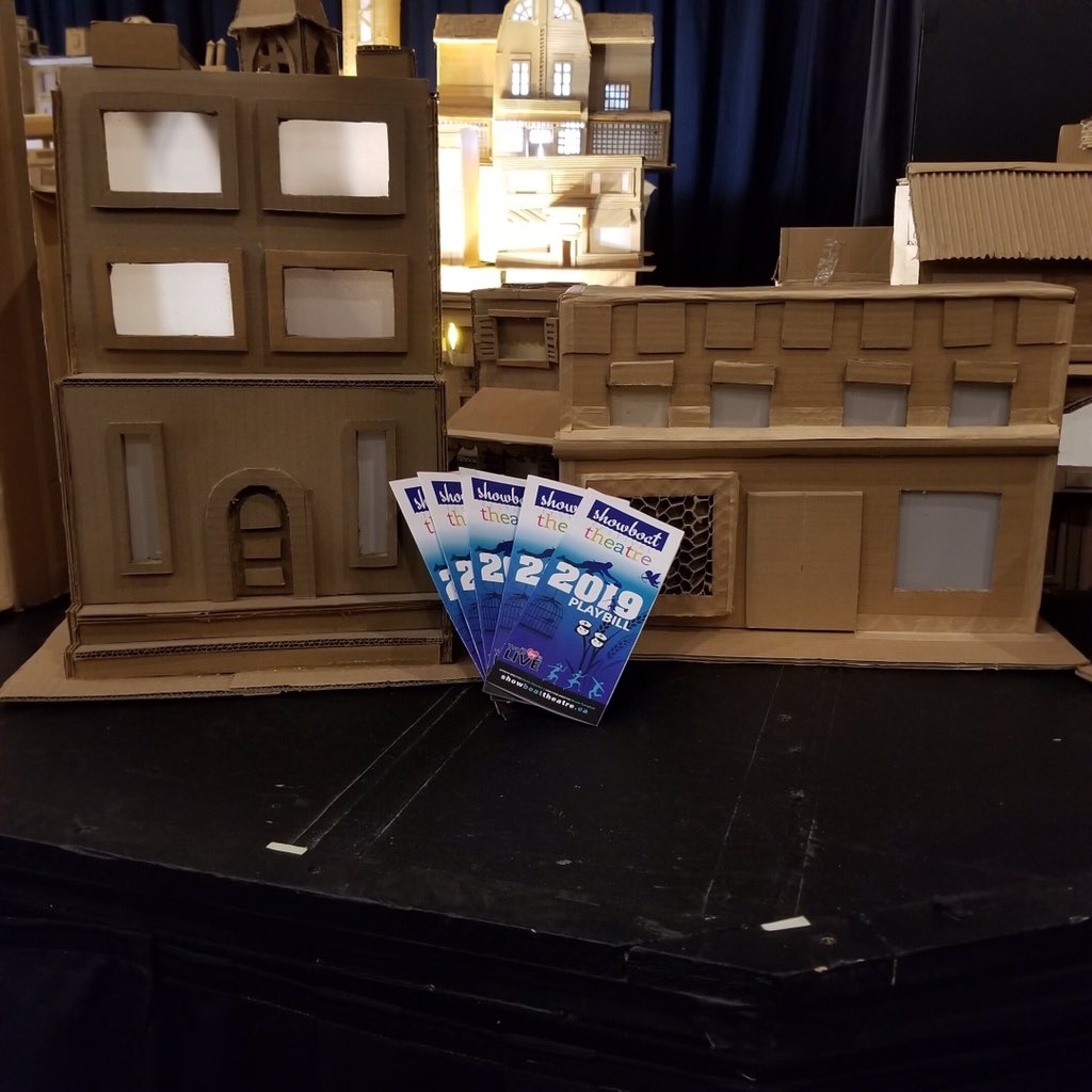 LF_PortColborne's tweet photo. Our 2019 season pamphlets have arrived! Pick up your copy at our box office and at the @friendsroselawn Christmas Market this Sunday from 10 am - 3 pm. Learn more about next season’s shows here: https://t.co/ffjOZWs3ud https://t.co/B9s2ygxcrE