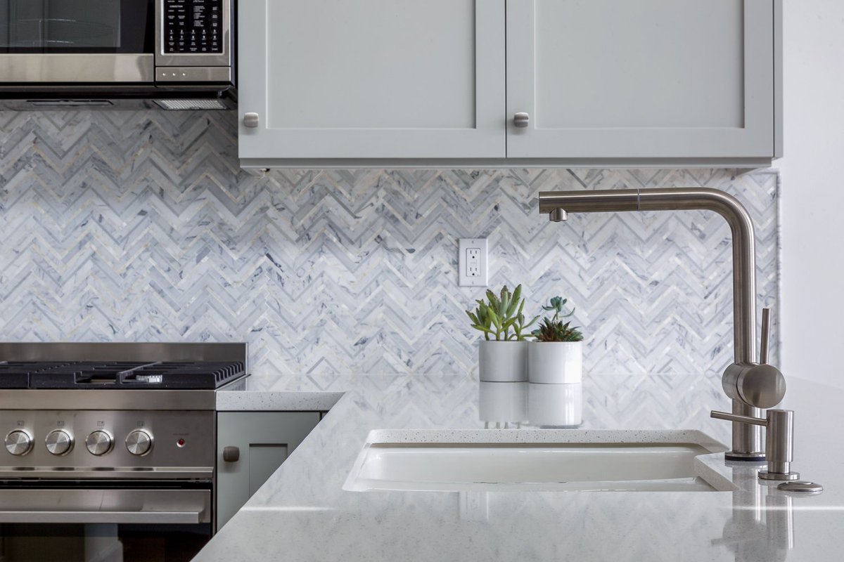 Living805's tweet photo. We spoke with the talented Antoinette Altman of #AntoinetteDesigns Inc. for a few of her design tips. Check out these seaside homes for some inspiration! #Oxnard #Ventura #BeachHouse #InteriorDesign #Living805 #ChadJonesPhoto https://t.co/Y3Q2OFHyVQ https://t.co/qbtZGGWhyy