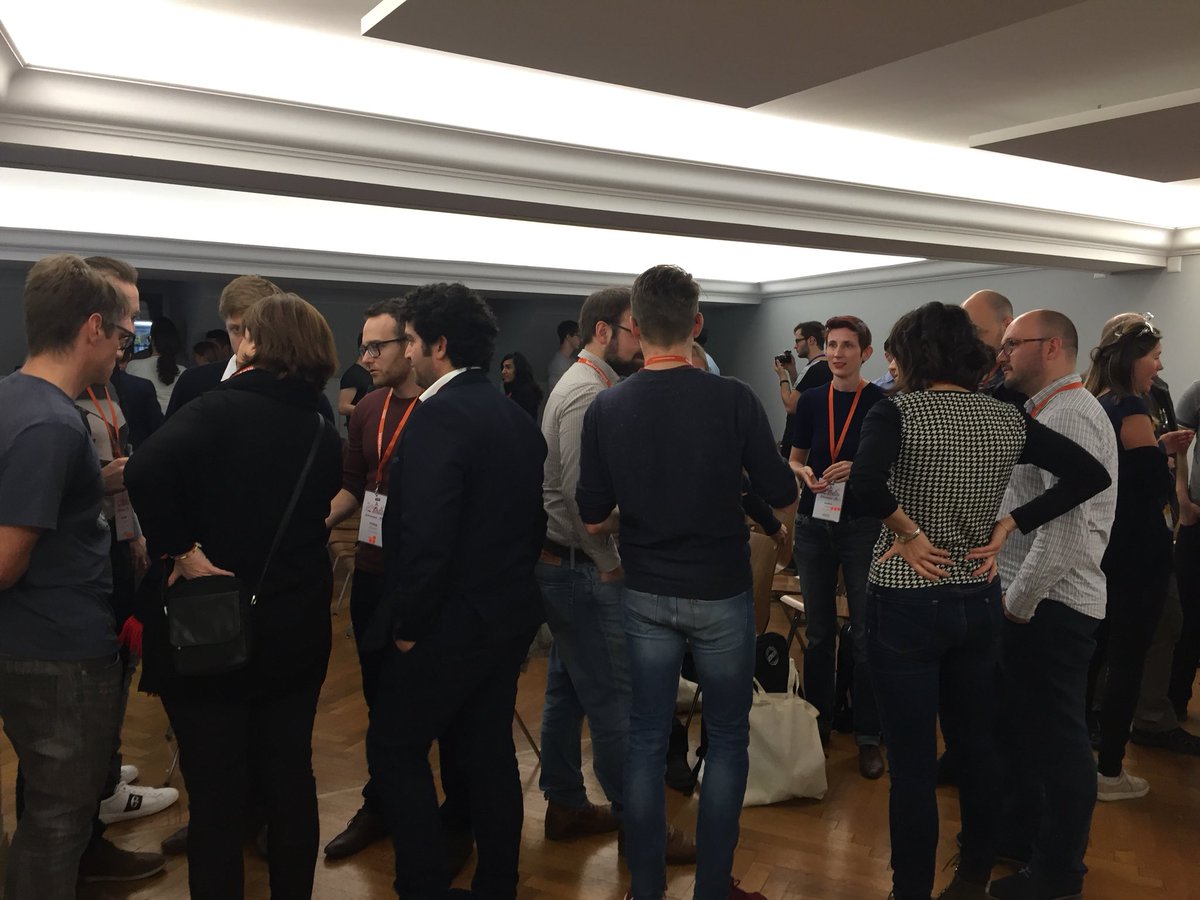 suwBE's tweet photo. Sich als Neil Armstrong oder Yoda bewerben und das erst noch synchron? Die Teams bereiten sich auf die erste Challenge am Startup Weekend vor. https://t.co/Ql0QobNK6n