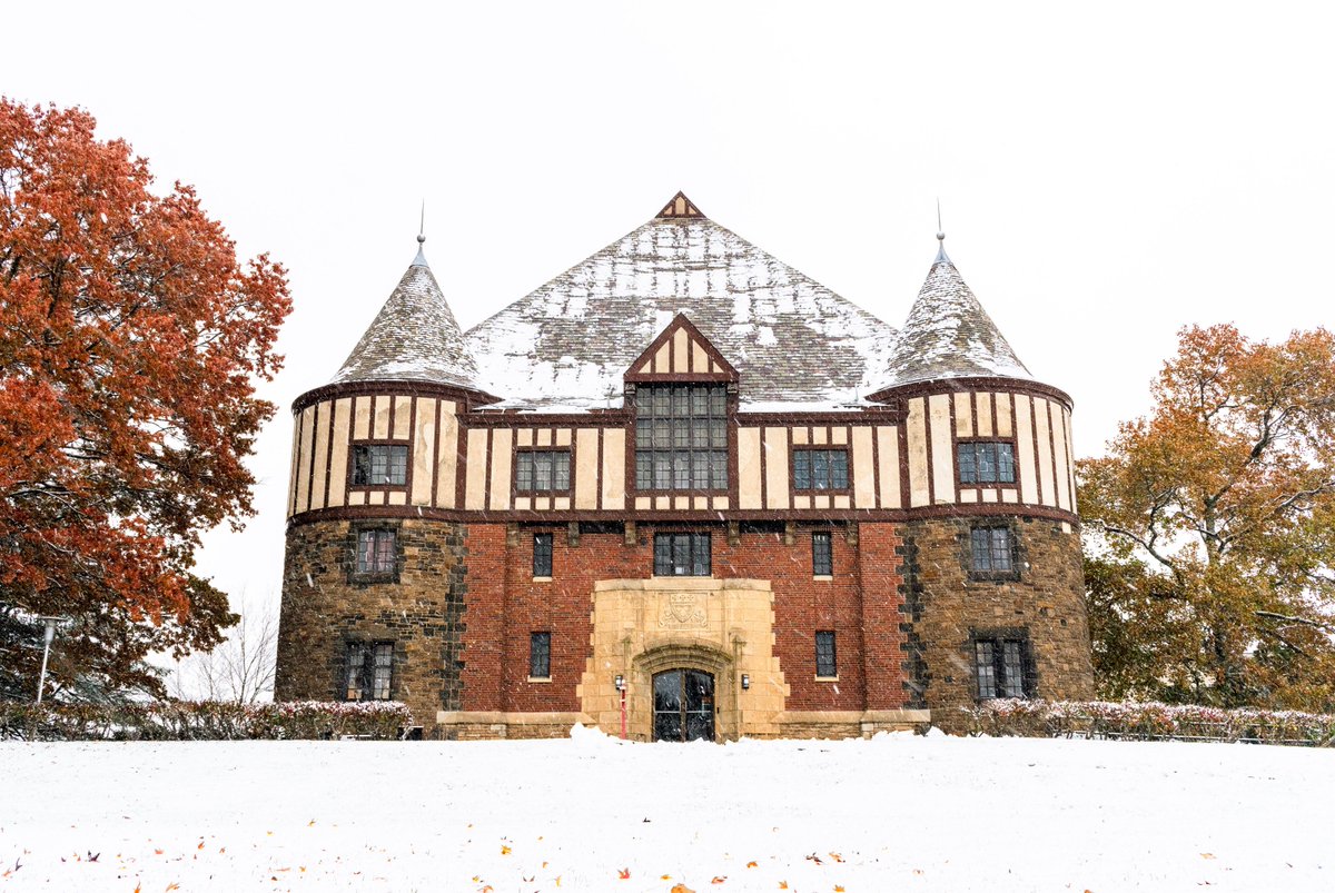 setonhill's tweet photo. ❄️#SetonSnapshots❄️
📷: Benton Bickerton ('21) https://t.co/FHpx082NJy