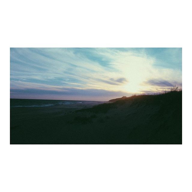 H_aysom's tweet photo. Throwback to the first trip to Montauk and the wedding of the year!! 🤙🏻 @dankenger @camillezig 💕🥂🌊 💒 #Montauk #WeddingSeason #blessed #MontaukWedding #kengwinsmateforlife https://t.co/VSGQafqFWb https://t.co/77F8sd13es