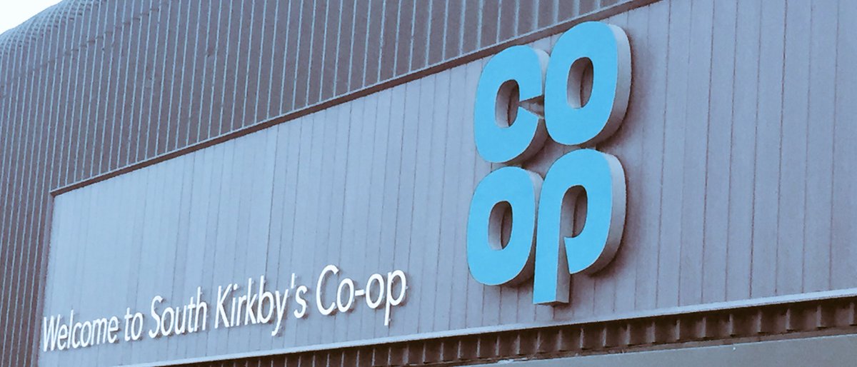 Bale1990's tweet photo. End of an era. Fantastic team &amp; community! A new challenge awaits - Massive thanks to @HelenDarby21 &amp; @immysiddique for pushing me to achieve more then I dreamed possible. Everyday an opportunity to make a difference! #BeingCoop @North05COOP #TheCoopWay @coopuk #OneTeam https://t.co/Wwm8ggNUM0