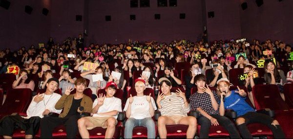 Jessm_Art's tweet photo. #BurnTheStageTheMovie #BTS #BurnTheStage #BurnTheStageInPR #BTSMovieInPuertoRico #BTSENPUERTORICO 

I don't know if I am the only one who feels like this, but after watching Burn the Stage, I felt even more proud to be ARMY and of @BTS_twt. https://t.co/nDNz0Dxf3R