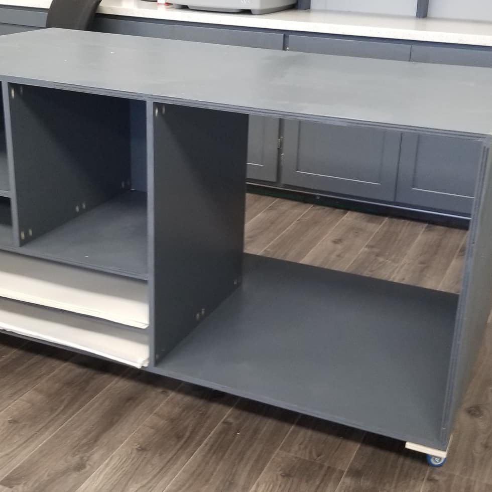 MrMacari's tweet photo. Dom and Chandler did an amazing job on our new mobile design/work table.  It opens up a whole new design and communication space.   Students can layout concepts right on the white board table top.  Come check out their work.  #Smithfieldcte #shslegacy https://t.co/R4YXMGvXTm
