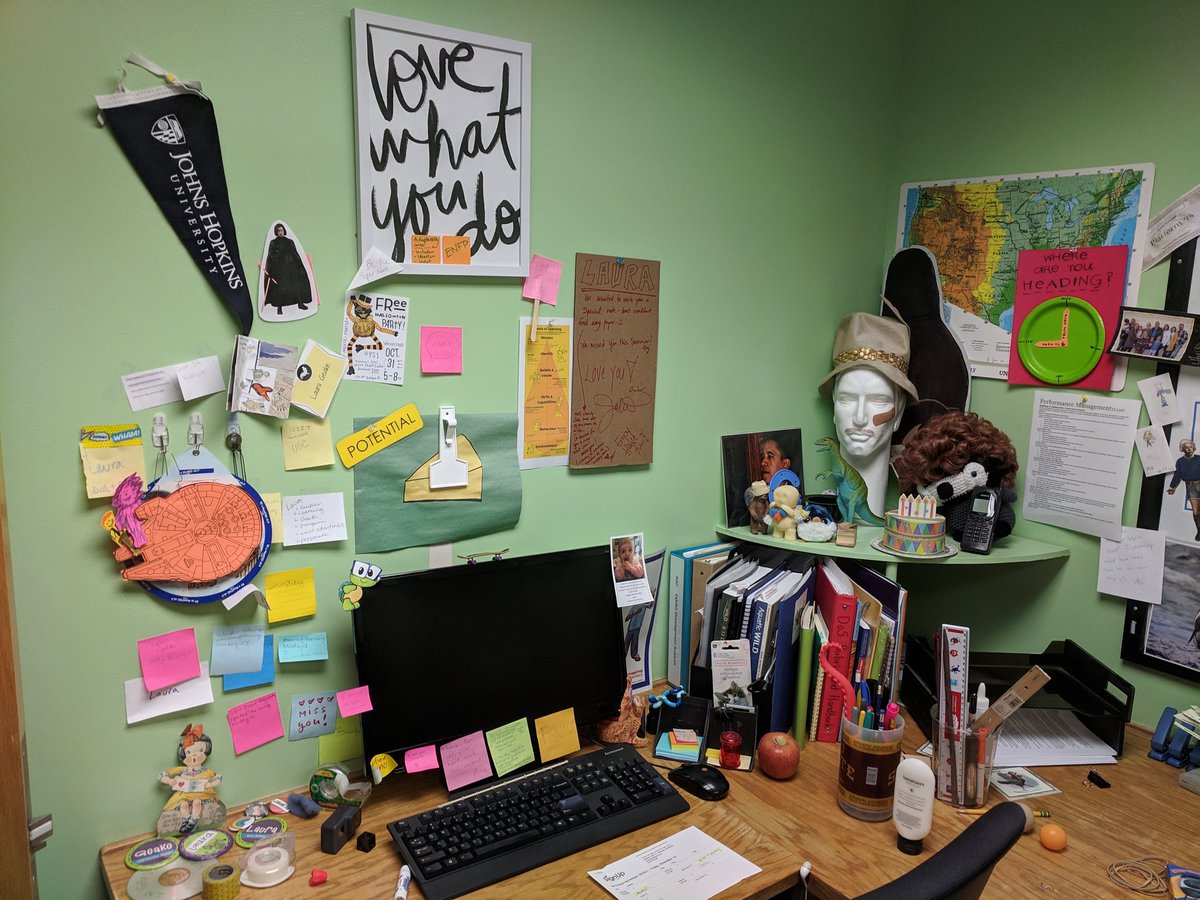 geakeylaura's tweet photo. #museum30 #day15 #workspace
The longer you look, the weirder it gets. https://t.co/FvgaTzvGex